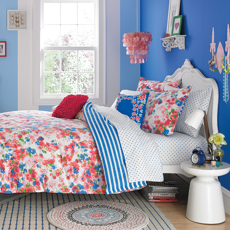 Teen Comforter Set - Amature Housewives