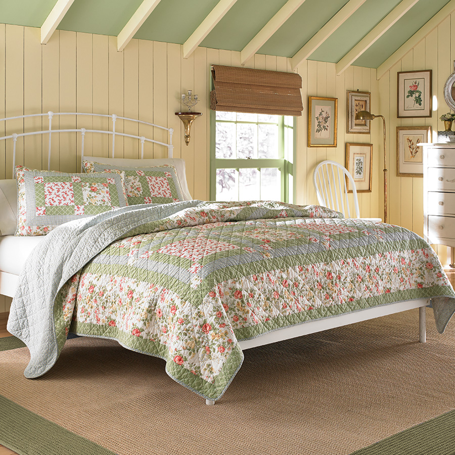 Twin Quilt Laura Ashley Abbot